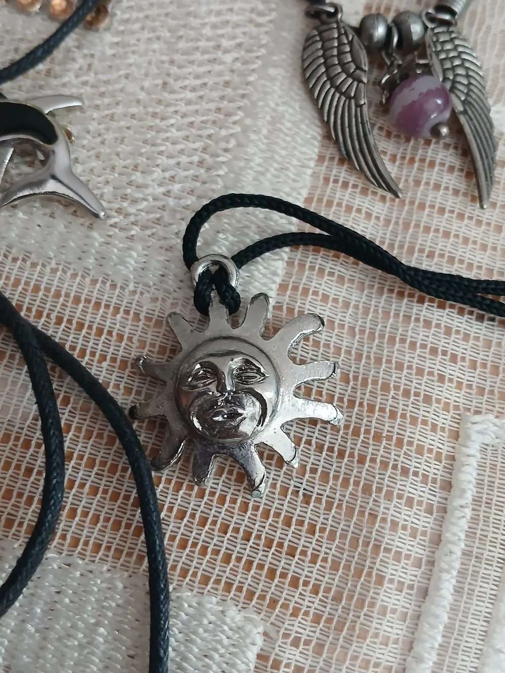N/A stylishnecklace featuring